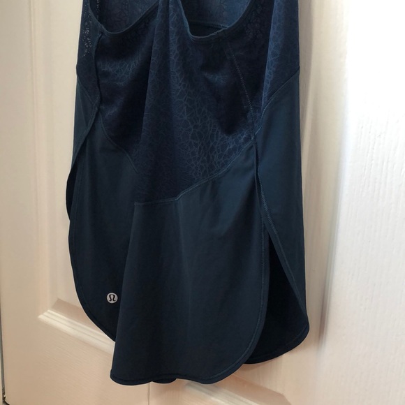 Lululemon Twist and Train Tank - Picture 9 of 9